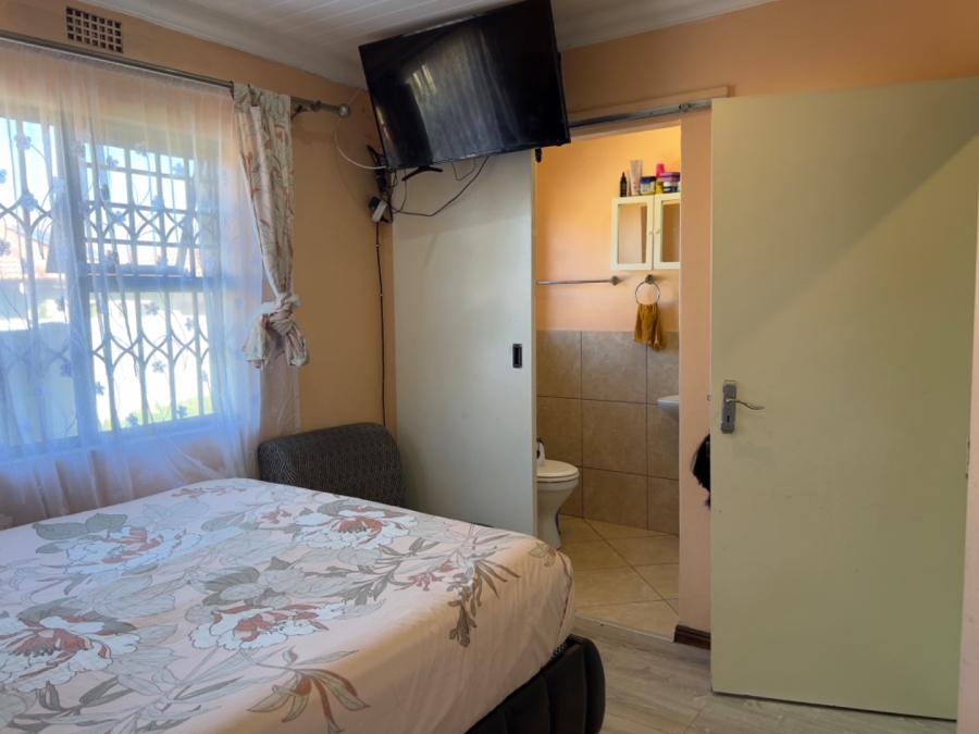 3 Bedroom Property for Sale in Hillcrest Heights Western Cape